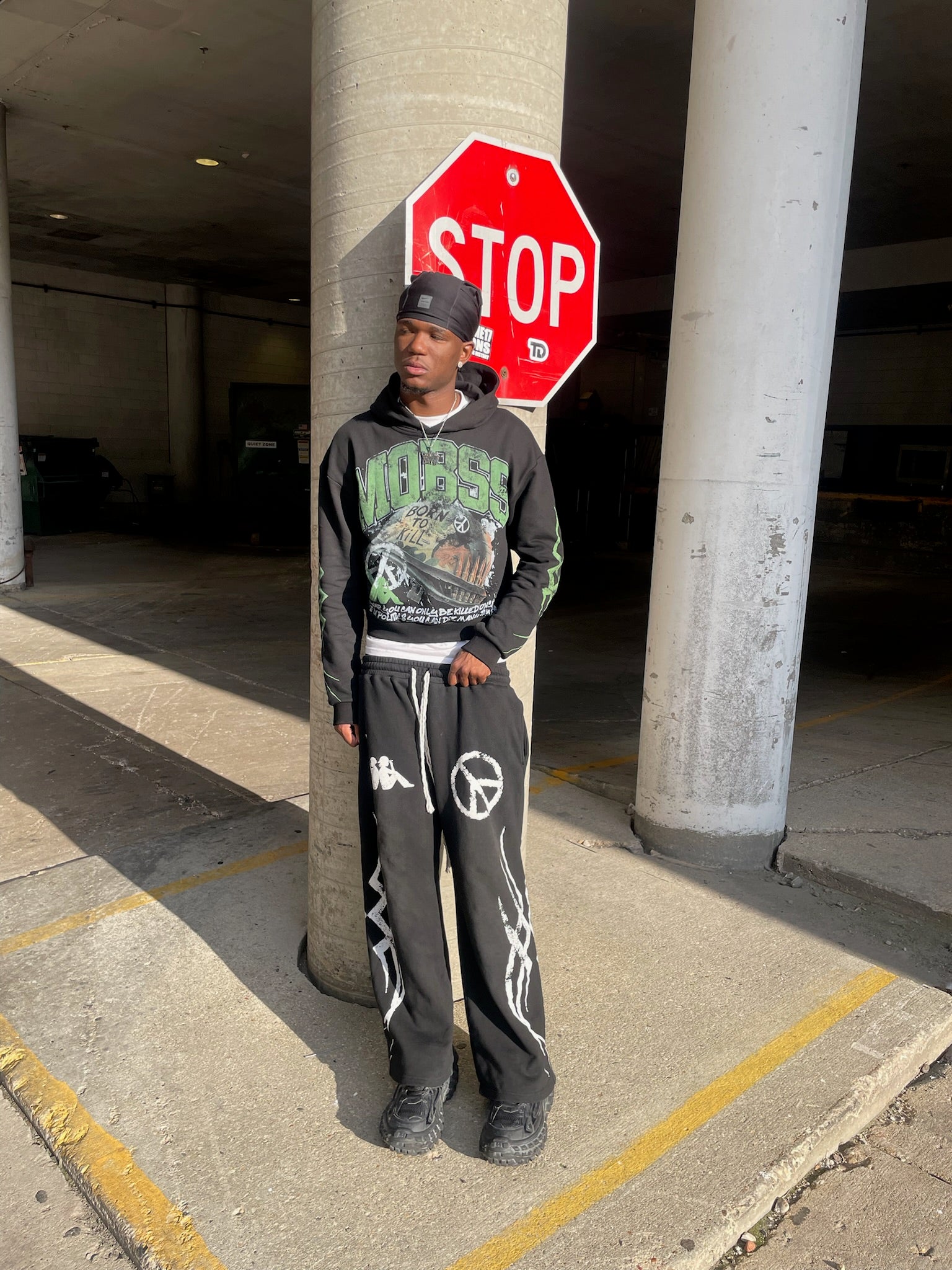 NoWarMakesPeace Sweatpants